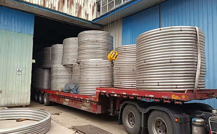 龍賢機械的SUS316材質(zhì)半圓管介紹